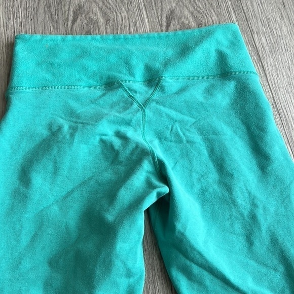 Lululemon Wide Leg Crop Turquoise Size 4 - Picture 13 of 13